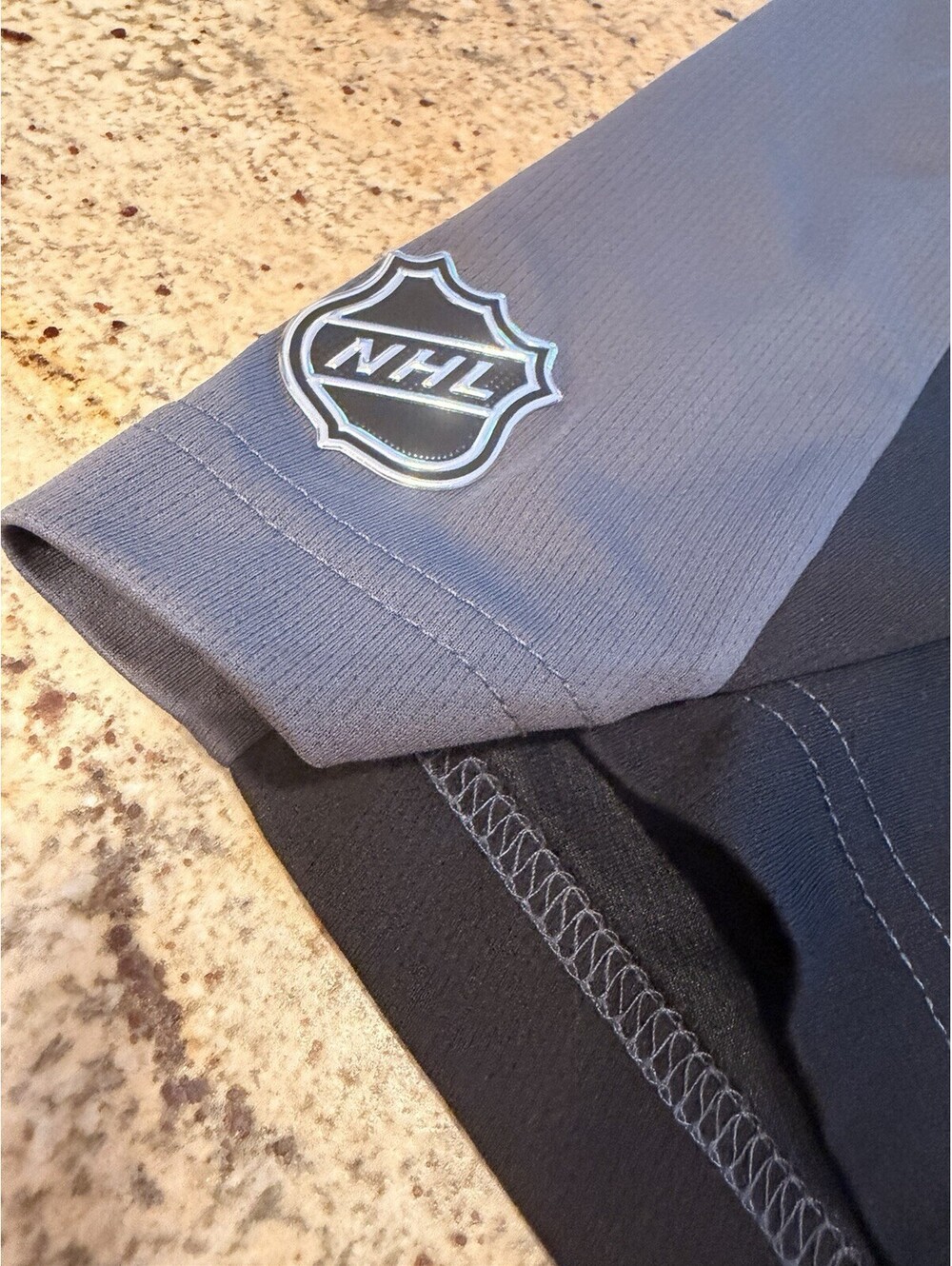 Las Vegas Golden Knights Mens XL Gray Polo Adidas Climachill Tech Shirt - Picture 9 of 10